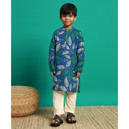READIPRINT Cotton Full Sleeves Leaves Printed Kurta Pyjama Set - Blue-picture-34
