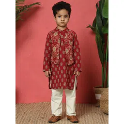 Readiprint Fashions Boys Floral Printed Regular Pure Cotton Kurta with Pyjamas-picture-38