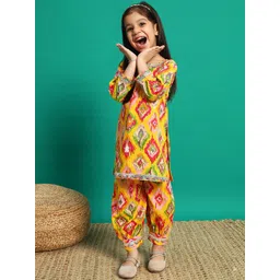 Readiprint Fashions Girls Floral Printed Gotta Patti Pure Cotton Kurti With Harem Pant-picture-36