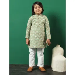 READIPRINT FASHIONS Kids Green & White Embroidered Full Sleeves Kurta with Pyjamas-picture-17