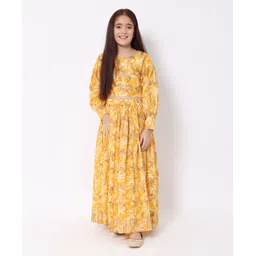 READIPRINT Full Sleeves Water Colour Effect Printed With Pleated Choli & Lehenga - Yellow-picture-22