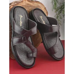 REAL BLISS FOOTWEAR Men Brown Solid Criss-Cross Strap Thong-Style Flip-Flops-picture-23