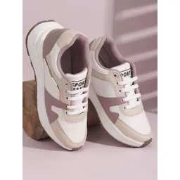 RealToes Women Sneakers-picture-16