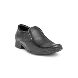 Red Chief Men Black Leather Semiformal Slip-Ons-picture-39