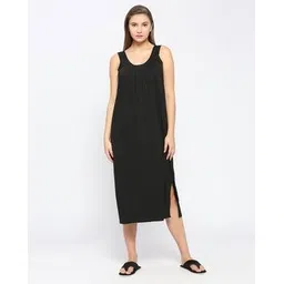 red rose Pleated Round-Neck Slip with Side Slit-picture-15