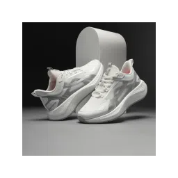 Red Tape ETPU Women Textured White Athleisure Shoes-picture-16