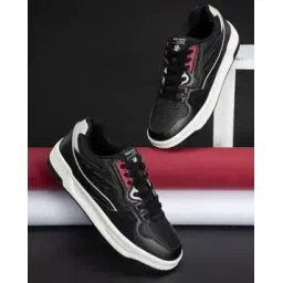 red tape Men Colourblock Lace-Up Sneakers -picture-14