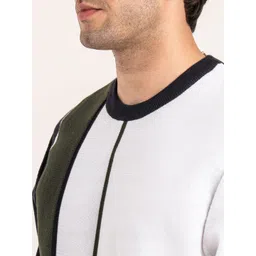 Red Tape Men Colourblocked Pullover image 2