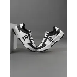 Red Tape Men Colourblocked Sneakers-picture-10