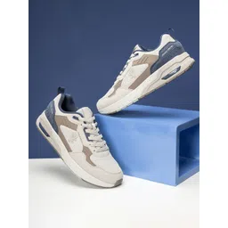 Red Tape Men Colourblocked Sneakers-picture-32