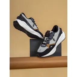 Red Tape Men Colourblocked Sneakers-picture-27