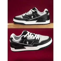 Red Tape Men Colourblocked Sneakers-picture-42