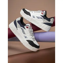 Red Tape Men Colourblocked Sneakers-picture-47