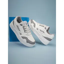 Red Tape Men Colourblocked Sneakers-picture-52