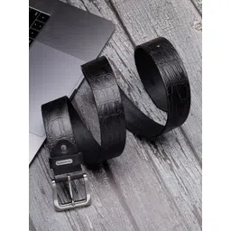 Red Tape Men Textured Leather Belt-picture-42