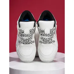 Red Tape Men Textured Round Toe Memory Foam Sneakers-picture-45