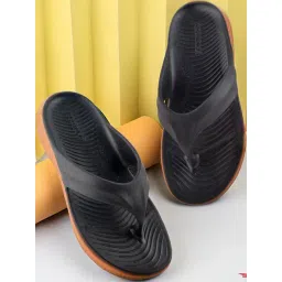 Red Tape Men's Black Flip Flops-picture-41