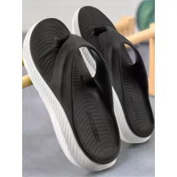 Red Tape Men's Black Flip Flops-picture-26