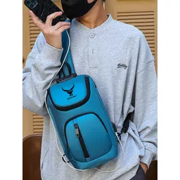 REDHORNS Unisex Backpack with USB Charging Port-picture-34