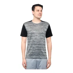 Reebok Black Round Neck T-Shirt-picture-48