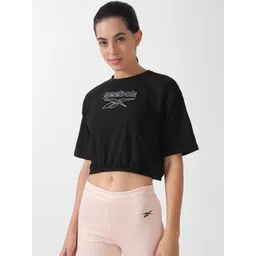 Reebok Brand Logo Printed Round Neck Relaxed-Fit Crop T-Shirt-picture-33