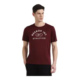 Reebok Maroon Round Neck T-Shirt-picture-28