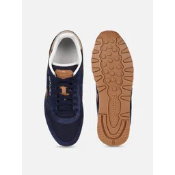 Reebok Unisex Lace-Ups Leather Classics Shoes image 4