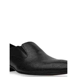 Regal Men Textured Leather Formal Slip Ons image 5