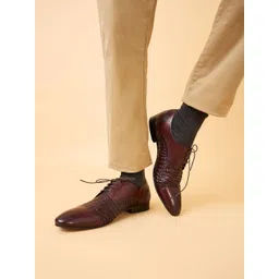 Regal Men Woven Design Leather Formal Oxfords-picture-39