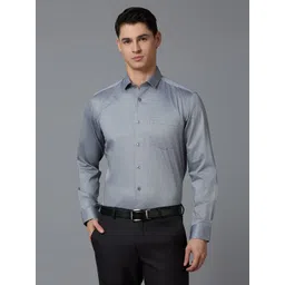 Reid & Taylor Men India Slim Fit Spread Collar Textured Cotton Formal Shirt-picture-26