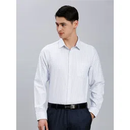 Reid & Taylor Men India Slim Fit Spread Collar Vertical Striped Cotton Formal Shirt-picture-33