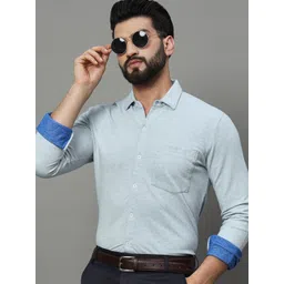 RENUOVO Men Slim Fit Spread Collar Solid Cotton Formal Shirt-picture-24
