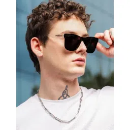 Resist Eyewear Black Wayfarer Polarized Unisex Sunglasses-picture-32