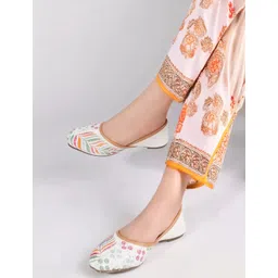 RFC LR JUTTI WHITE 05 Bellies For Women-picture-42