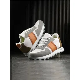 Rising Wolf Men Colourblocked Sneakers-picture-13