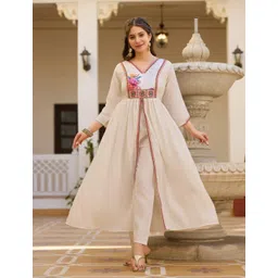 riwaj e shringar Women Embroidered Pure Silk Straight Kurta With Attached Dupatta-picture-10