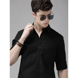 Roadster Men Black Regular Fit Solid Casual Sustainable Shirt-picture-15