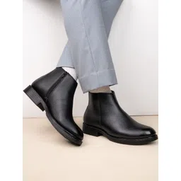 Roadster Men Black Solid Casual Slip-On Chelsea Boots-picture-24