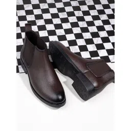 Roadster Men Brown Chelsea Boots-picture-20