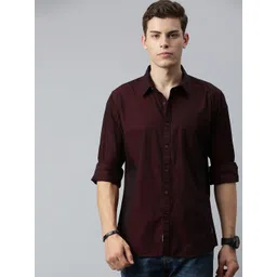 Roadster Men Burgundy Regular Fit Solid Sustainable Casual Shirt-picture-23