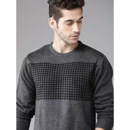 Roadster Men Charcoal Grey & Black Houndstooth Self Design Pullover-picture-36