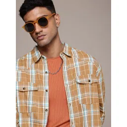 Roadster Men Checked Relaxed Fit Pure Cotton Casual Shirt-picture-25