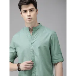 Roadster Men Green Regular Fit Solid Casual Sustainable Shirt-picture-17