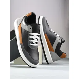 Roadster Men Lightweight Casual Sneakers-picture-41