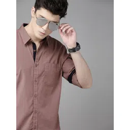 Roadster Men Mauve Regular Fit Solid Sustainable Casual Shirt-picture-25
