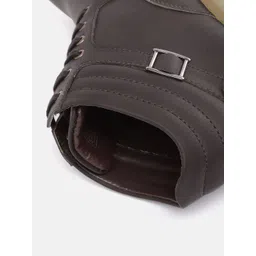 Roadster Men Mid-Top Regular Boots image 3