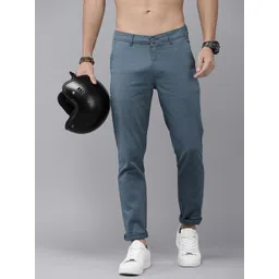 Roadster Men Solid Regular Fit Mid-Rise Plain Woven Flat-Front Chinos-picture-27