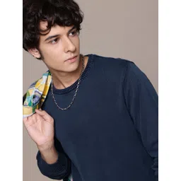 roadster Men Solid Round Neck Blue Sweater-picture-19