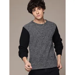 roadster Men Solid Round Neck Grey Sweater-picture-12