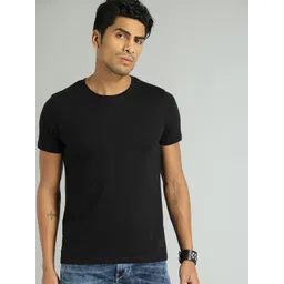 roadster Men Solid Round Neck Pure Cotton Black T-Shirt-picture-21